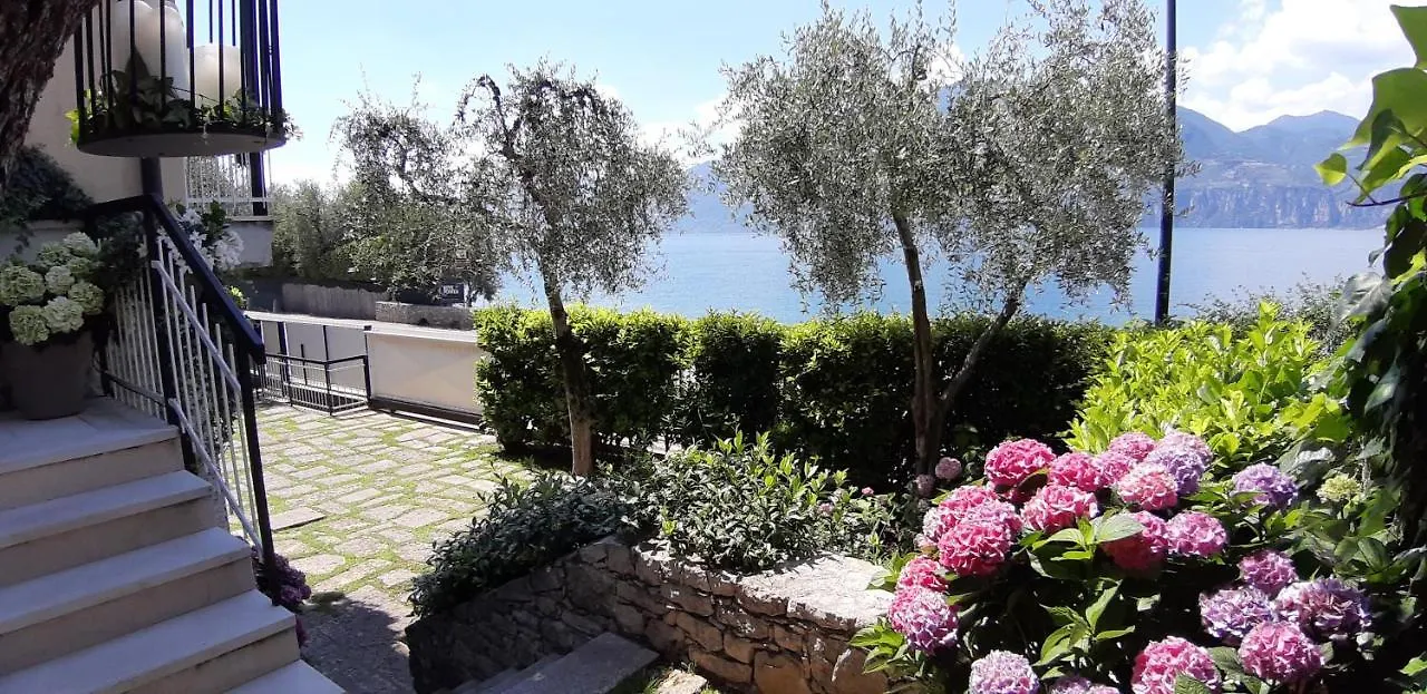 Villa Sul Lago Con Pontile Privato A Brenzone Sul Garda - Unique And Exclusive Holiday home