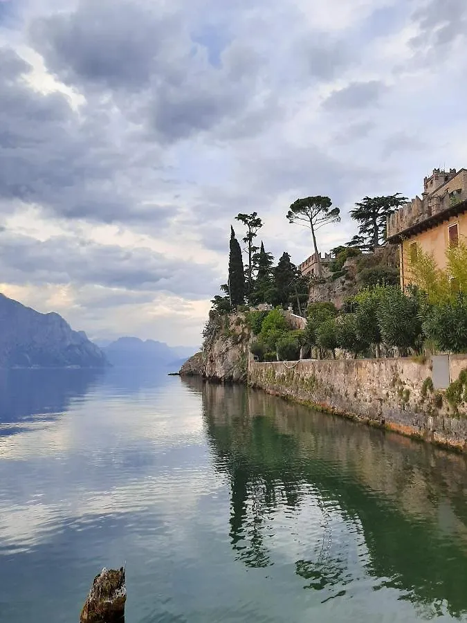 Villa Sul Lago Con Pontile Privato A Brenzone Sul Garda - Unique And Exclusive Holiday home