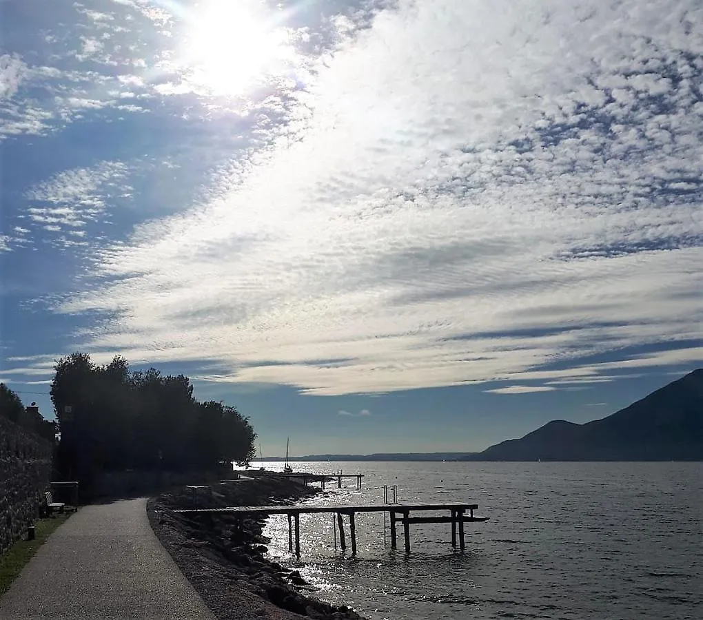 Holiday home Villa Sul Lago Con Pontile Privato A Brenzone Sul Garda - Unique And Exclusive